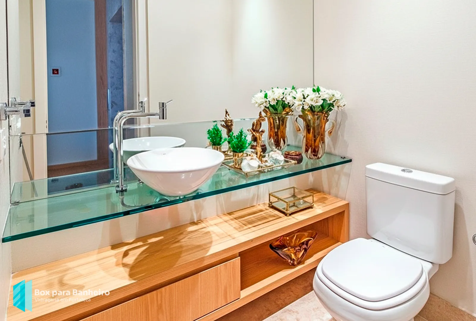 Bancada de vidro para lavabo